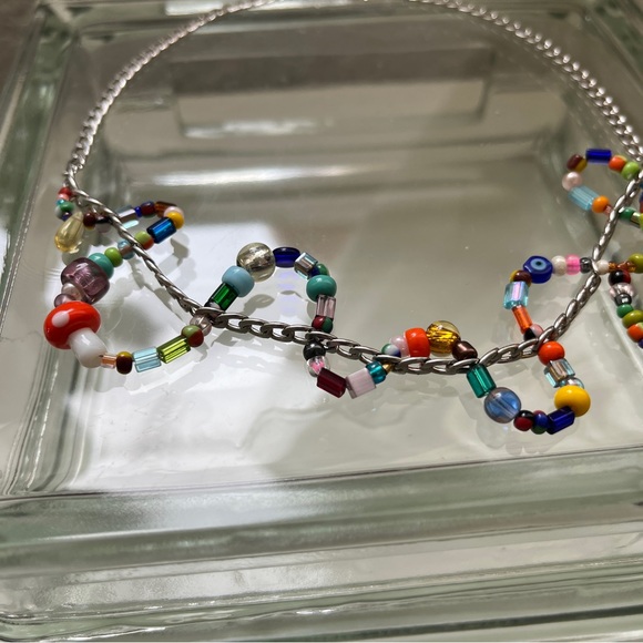 d’oinky WIGGLY CURB CHAIN BEADED NECKLACE HANDMADE Mushroom - Picture 3 of 6